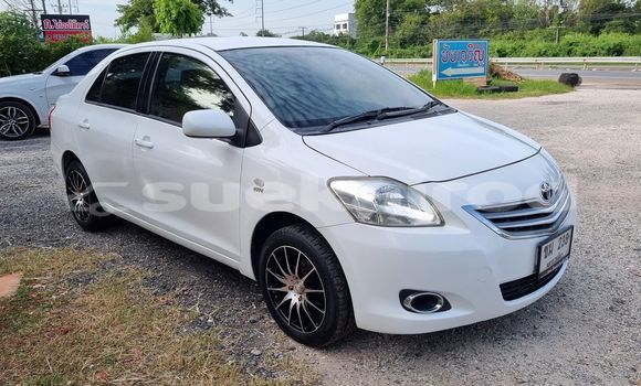 Buy Used Toyota Vios White Car in Udon Thani in Udon Thani Buy Used Toyota Vios White Car in Udon Thani in Udon Thani