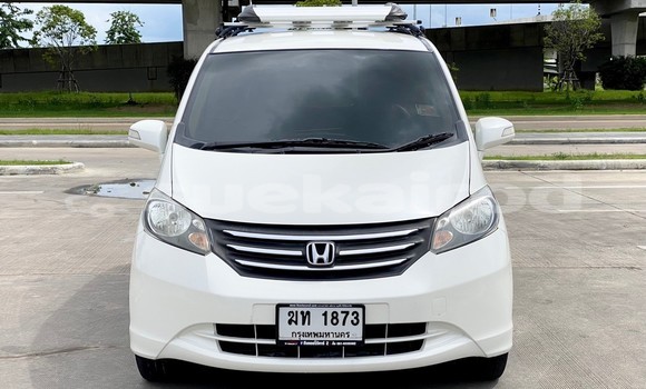 Buy Used Honda Freed White Car in Bangkok in Bangkok Buy Used Honda Freed White Car in Bangkok in Bangkok