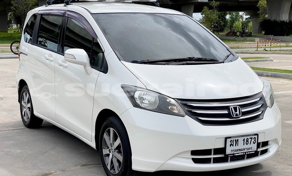 Buy Used Honda Freed White Car in Bangkok in Bangkok Buy Used Honda Freed White Car in Bangkok in Bangkok