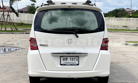 Buy Used Honda Freed White Car in Bangkok in Bangkok Buy Used Honda Freed White Car in Bangkok in Bangkok