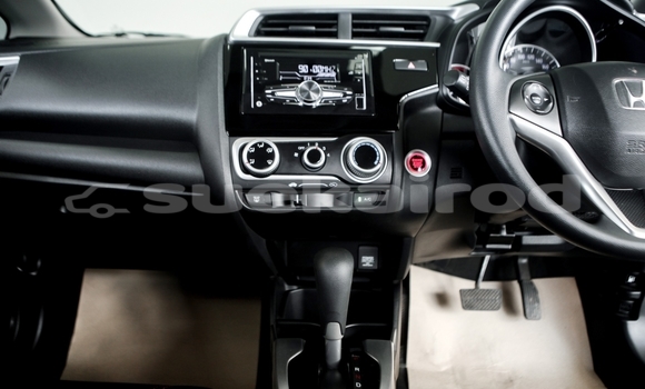 ซื้อ รถมือสอง Honda Jazz เงิน รถยนต์ ใน %{เมือง} ใน ชลบุรี ซื้อ รถมือสอง Honda Jazz เงิน รถยนต์ ใน %{เมือง} ใน ชลบุรี