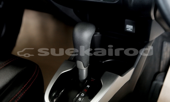 ซื้อ รถมือสอง Honda Jazz เงิน รถยนต์ ใน %{เมือง} ใน ชลบุรี ซื้อ รถมือสอง Honda Jazz เงิน รถยนต์ ใน %{เมือง} ใน ชลบุรี