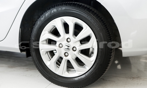 ซื้อ รถมือสอง Honda Jazz เงิน รถยนต์ ใน %{เมือง} ใน ชลบุรี ซื้อ รถมือสอง Honda Jazz เงิน รถยนต์ ใน %{เมือง} ใน ชลบุรี