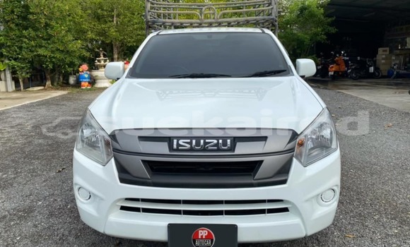 Buy Used Isuzu D-Max White Car in Songkhla in Songkhla Buy Used Isuzu D-Max White Car in Songkhla in Songkhla