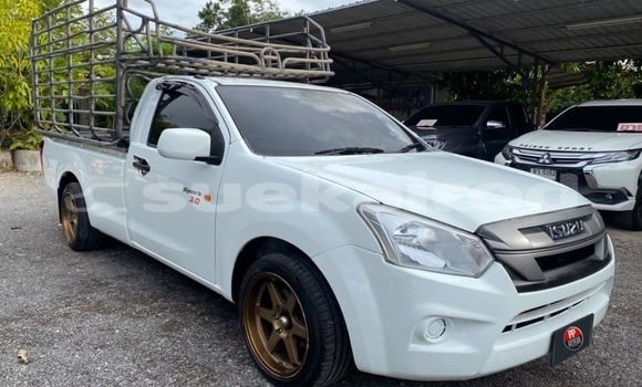 Buy Used Isuzu D-Max White Car in Songkhla in Songkhla Buy Used Isuzu D-Max White Car in Songkhla in Songkhla