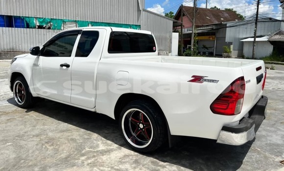 ซื้อ รถมือสอง Toyota Hiluxe Revo ขาว รถยนต์ ใน %{เมือง} ใน สงขลา ซื้อ รถมือสอง Toyota Hiluxe Revo ขาว รถยนต์ ใน %{เมือง} ใน สงขลา