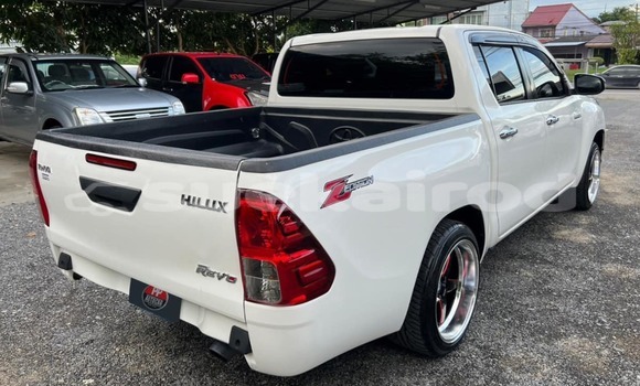 Buy Used Toyota Hiluxe Revo White Car in Songkhla in Songkhla Buy Used Toyota Hiluxe Revo White Car in Songkhla in Songkhla