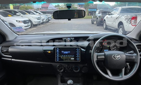 Buy Used Toyota Hiluxe Revo White Car in Songkhla in Songkhla Buy Used Toyota Hiluxe Revo White Car in Songkhla in Songkhla