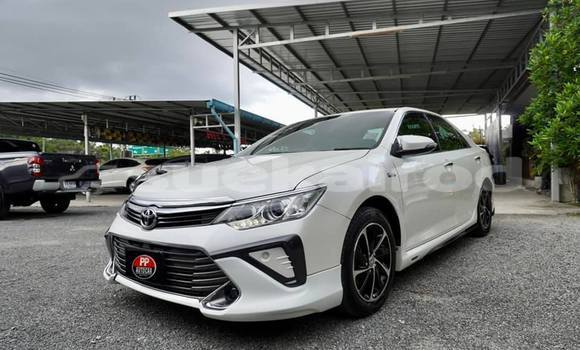 Buy Used Toyota Camry White Car in Songkhla in Songkhla Buy Used Toyota Camry White Car in Songkhla in Songkhla