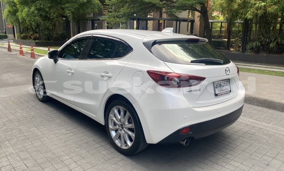 ซื้อ รถมือสอง Mazda 3 ขาว รถยนต์ ใน %{เมือง} ใน กรุงเทพมหานคร ซื้อ รถมือสอง Mazda 3 ขาว รถยนต์ ใน %{เมือง} ใน กรุงเทพมหานคร