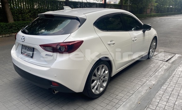 ซื้อ รถมือสอง Mazda 3 ขาว รถยนต์ ใน %{เมือง} ใน กรุงเทพมหานคร ซื้อ รถมือสอง Mazda 3 ขาว รถยนต์ ใน %{เมือง} ใน กรุงเทพมหานคร