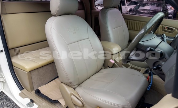 Buy Used Toyota Hiluxe VIGO White Car in Surat Thani in Surat Thani Buy Used Toyota Hiluxe VIGO White Car in Surat Thani in Surat Thani