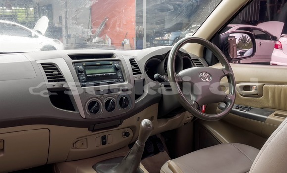 Buy Used Toyota Hiluxe VIGO White Car in Surat Thani in Surat Thani Buy Used Toyota Hiluxe VIGO White Car in Surat Thani in Surat Thani