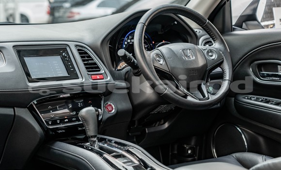 ซื้อ รถมือสอง Honda HR-V ขาว รถยนต์ ใน %{เมือง} ใน กรุงเทพมหานคร ซื้อ รถมือสอง Honda HR-V ขาว รถยนต์ ใน %{เมือง} ใน กรุงเทพมหานคร