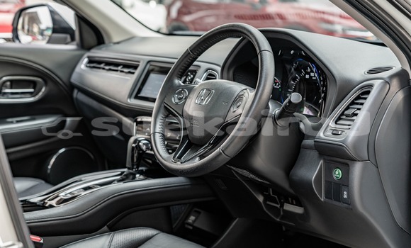 ซื้อ รถมือสอง Honda HR-V ขาว รถยนต์ ใน %{เมือง} ใน กรุงเทพมหานคร ซื้อ รถมือสอง Honda HR-V ขาว รถยนต์ ใน %{เมือง} ใน กรุงเทพมหานคร