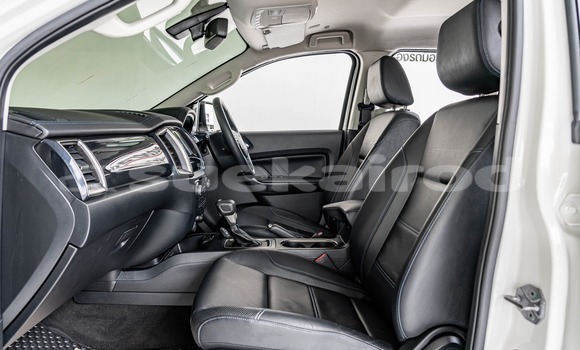 ซื้อ รถมือสอง Ford Everest ขาว รถยนต์ ใน %{เมือง} ใน กรุงเทพมหานคร ซื้อ รถมือสอง Ford Everest ขาว รถยนต์ ใน %{เมือง} ใน กรุงเทพมหานคร