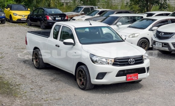Buy Used Toyota Hiluxe Revo White Car in Surat Thani in Surat Thani Buy Used Toyota Hiluxe Revo White Car in Surat Thani in Surat Thani