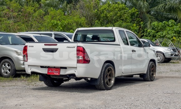 Buy Used Toyota Hiluxe Revo White Car in Surat Thani in Surat Thani Buy Used Toyota Hiluxe Revo White Car in Surat Thani in Surat Thani