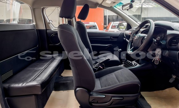 Buy Used Toyota Hiluxe Revo White Car in Surat Thani in Surat Thani Buy Used Toyota Hiluxe Revo White Car in Surat Thani in Surat Thani