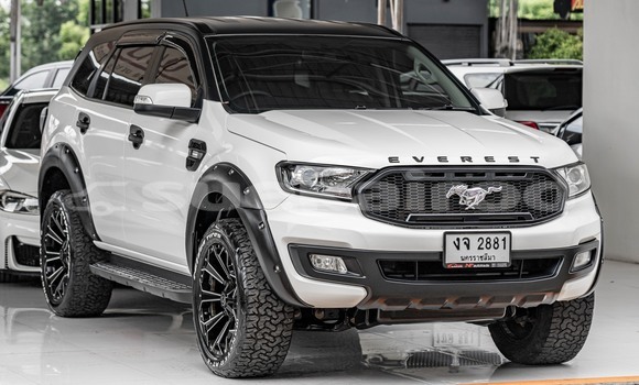 Buy Used Ford Everest White Car in Bangkok in Bangkok Buy Used Ford Everest White Car in Bangkok in Bangkok