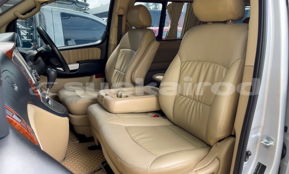 Buy Used Hyundai H1 Other Car in Surat Thani in Surat Thani Buy Used Hyundai H1 Other Car in Surat Thani in Surat Thani