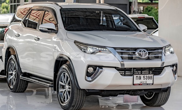ซื้อ รถมือสอง Toyota Fortuner ขาว รถยนต์ ใน %{เมือง} ใน กรุงเทพมหานคร ซื้อ รถมือสอง Toyota Fortuner ขาว รถยนต์ ใน %{เมือง} ใน กรุงเทพมหานคร