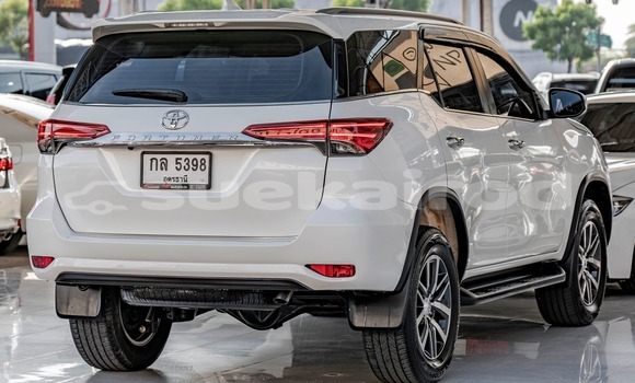 ซื้อ รถมือสอง Toyota Fortuner ขาว รถยนต์ ใน %{เมือง} ใน กรุงเทพมหานคร ซื้อ รถมือสอง Toyota Fortuner ขาว รถยนต์ ใน %{เมือง} ใน กรุงเทพมหานคร