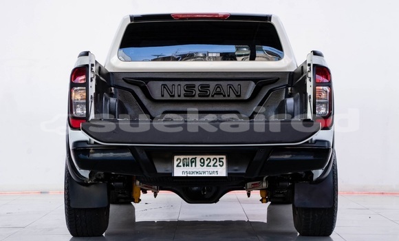 Buy Used Nissan NP 300 White Car in Bangkok in Bangkok Buy Used Nissan NP 300 White Car in Bangkok in Bangkok