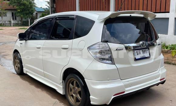 Buy Used Honda Jazz White Car in Nakhon Ratchasima in Nakhon Ratchasima Buy Used Honda Jazz White Car in Nakhon Ratchasima in Nakhon Ratchasima