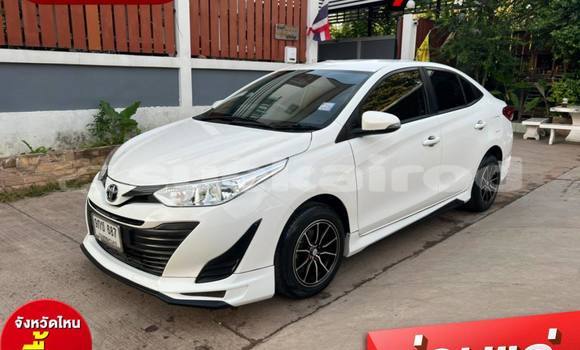 ซื้อ รถมือสอง Toyota Yaris ขาว รถยนต์ ใน %{เมือง} ใน นครราชสีมา