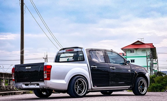 Buy Used Isuzu D-Max Other Car in Samut Sakhon in Samut Sakhon Buy Used Isuzu D-Max Other Car in Samut Sakhon in Samut Sakhon