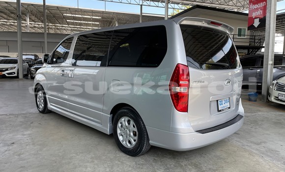 Buy Used Hyundai H1 Other Car in Bangkok in Bangkok Buy Used Hyundai H1 Other Car in Bangkok in Bangkok