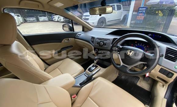 ซื้อ รถมือสอง Honda Civic สีดำ รถยนต์ ใน %{เมือง} ใน นครราชสีมา ซื้อ รถมือสอง Honda Civic สีดำ รถยนต์ ใน %{เมือง} ใน นครราชสีมา