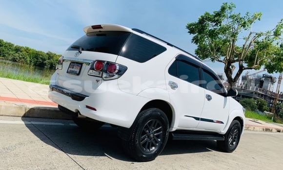 Buy Used Toyota Fortuner White Car in Bangkok in Bangkok Buy Used Toyota Fortuner White Car in Bangkok in Bangkok