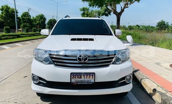 Buy Used Toyota Fortuner White Car in Bangkok in Bangkok Buy Used Toyota Fortuner White Car in Bangkok in Bangkok