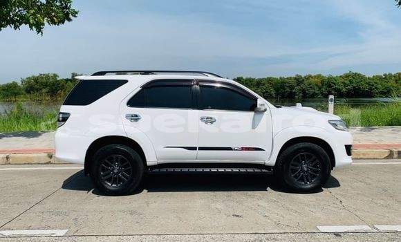 Buy Used Toyota Fortuner White Car in Bangkok in Bangkok Buy Used Toyota Fortuner White Car in Bangkok in Bangkok