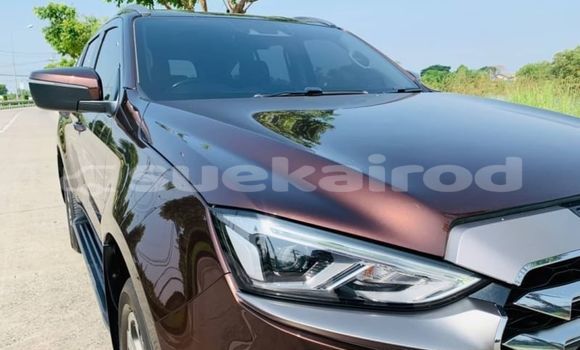 ซื้อ รถมือสอง Isuzu MU-X สีน้ำตาล รถยนต์ ใน %{เมือง} ใน กรุงเทพมหานคร ซื้อ รถมือสอง Isuzu MU-X สีน้ำตาล รถยนต์ ใน %{เมือง} ใน กรุงเทพมหานคร