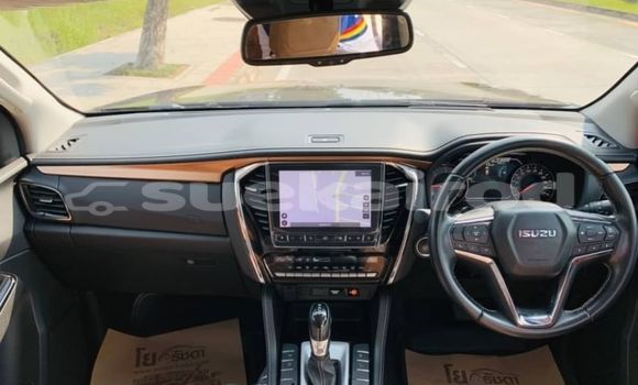 ซื้อ รถมือสอง Isuzu MU-X สีน้ำตาล รถยนต์ ใน %{เมือง} ใน กรุงเทพมหานคร ซื้อ รถมือสอง Isuzu MU-X สีน้ำตาล รถยนต์ ใน %{เมือง} ใน กรุงเทพมหานคร