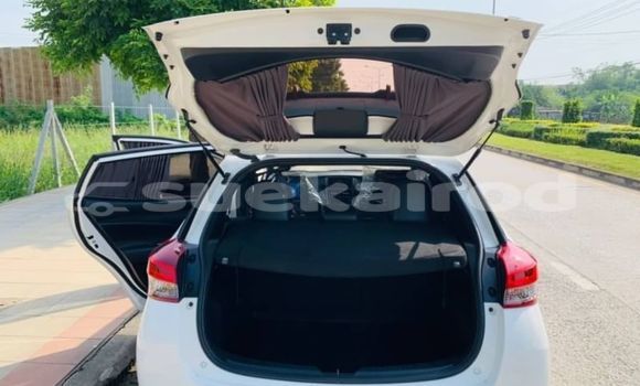 Buy Used Toyota Yaris Ativ White Car in Bangkok in Bangkok Buy Used Toyota Yaris Ativ White Car in Bangkok in Bangkok