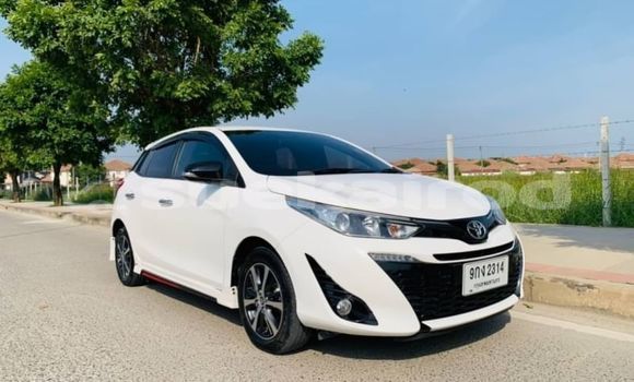 Buy Used Toyota Yaris Ativ White Car in Bangkok in Bangkok Buy Used Toyota Yaris Ativ White Car in Bangkok in Bangkok