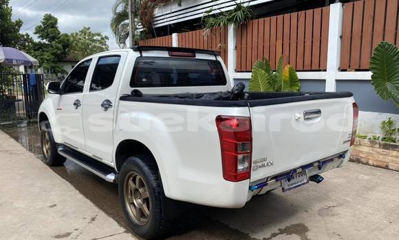 Buy Used Isuzu D-Max White Car in Nakhon Ratchasima in Nakhon Ratchasima Buy Used Isuzu D-Max White Car in Nakhon Ratchasima in Nakhon Ratchasima