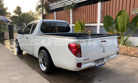 ซื้อ รถมือสอง Mitsubishi Triton ขาว รถยนต์ ใน %{เมือง} ใน นครราชสีมา ซื้อ รถมือสอง Mitsubishi Triton ขาว รถยนต์ ใน %{เมือง} ใน นครราชสีมา