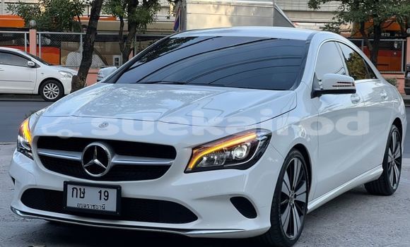 Buy Used Mercedes-Benz C-Classe White Car in Bangkok in Bangkok Buy Used Mercedes-Benz C-Classe White Car in Bangkok in Bangkok