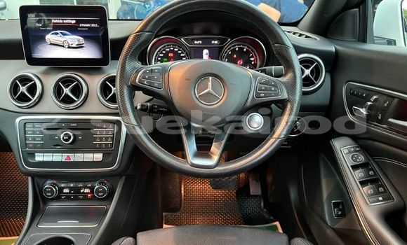 Buy Used Mercedes-Benz C-Classe White Car in Bangkok in Bangkok Buy Used Mercedes-Benz C-Classe White Car in Bangkok in Bangkok