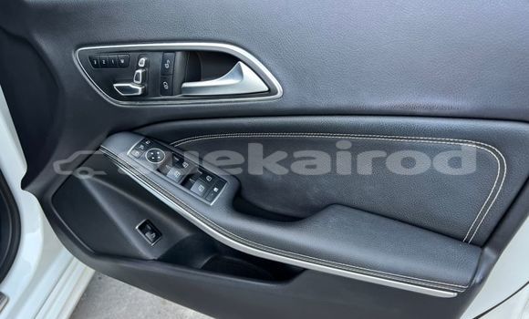 Buy Used Mercedes-Benz C-Classe White Car in Bangkok in Bangkok Buy Used Mercedes-Benz C-Classe White Car in Bangkok in Bangkok