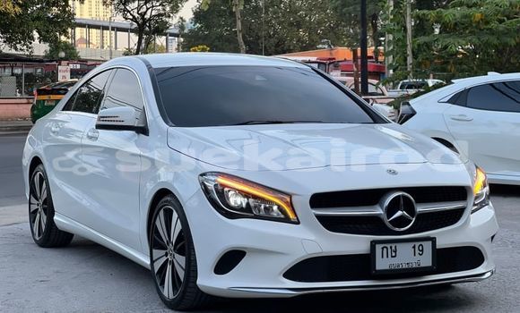 Buy Used Mercedes-Benz C-Classe White Car in Bangkok in Bangkok Buy Used Mercedes-Benz C-Classe White Car in Bangkok in Bangkok