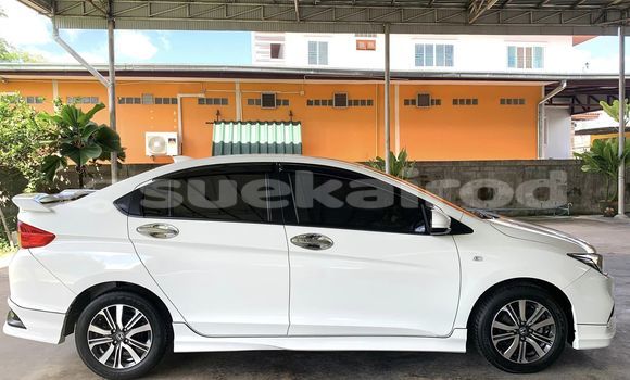 ซื้อ รถมือสอง Honda City ขาว รถยนต์ ใน %{เมือง} ใน ขอนแก่น ซื้อ รถมือสอง Honda City ขาว รถยนต์ ใน %{เมือง} ใน ขอนแก่น