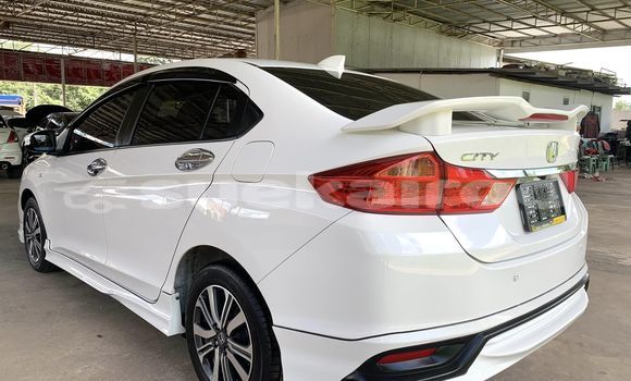 ซื้อ รถมือสอง Honda City ขาว รถยนต์ ใน %{เมือง} ใน ขอนแก่น ซื้อ รถมือสอง Honda City ขาว รถยนต์ ใน %{เมือง} ใน ขอนแก่น