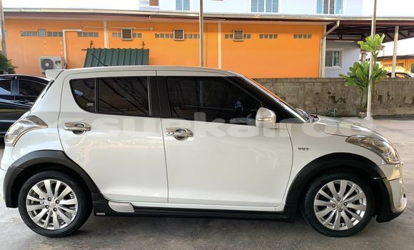 ซื้อ รถมือสอง Suzuki Swift ขาว รถยนต์ ใน %{เมือง} ใน ขอนแก่น ซื้อ รถมือสอง Suzuki Swift ขาว รถยนต์ ใน %{เมือง} ใน ขอนแก่น