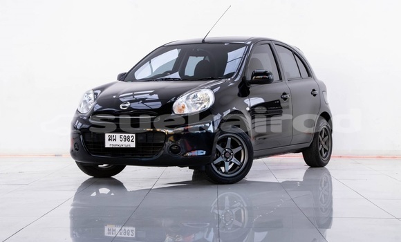 ซื้อ รถมือสอง Nissan March สีดำ รถยนต์ ใน %{เมือง} ใน กรุงเทพมหานคร
